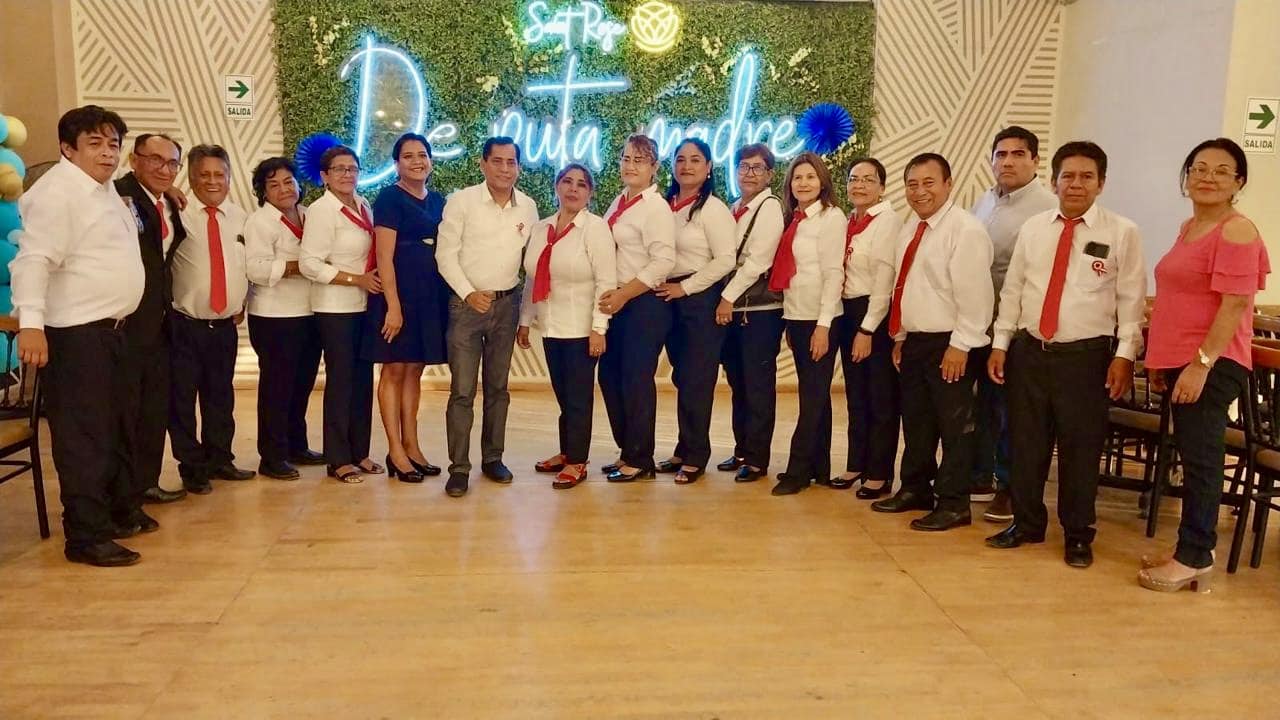 Bellavista : Alcalde felicita I.E. 8 de Diciembre por Aniversario 