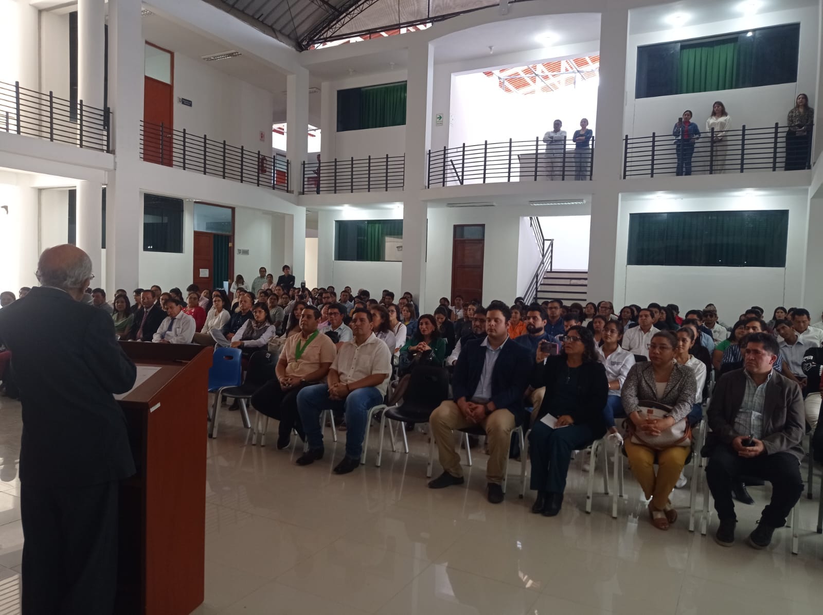 Nombran a  Dr. Burneo Vice Presidente Académico de la UNF Sullana