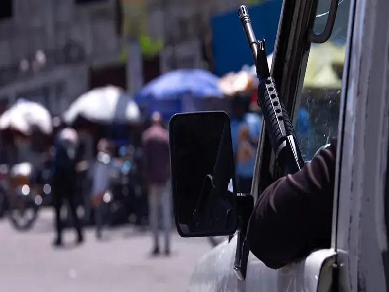Bandas armadas irrumpen en una prisión en el centro de Haití y liberan presos