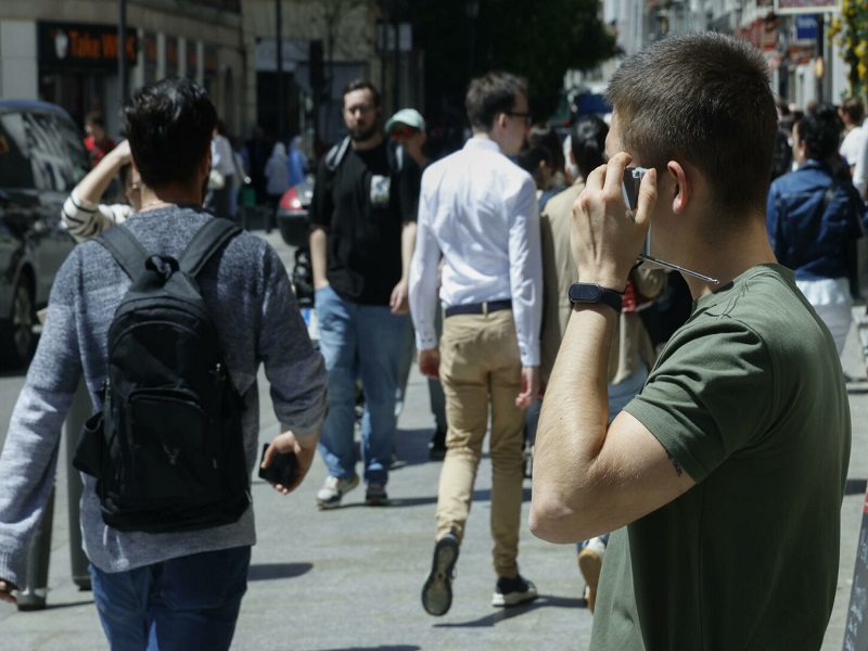 La radio fue clave para informarse durante apagón en España: "Tiene que estar sí o sí en kits de supervivencia"