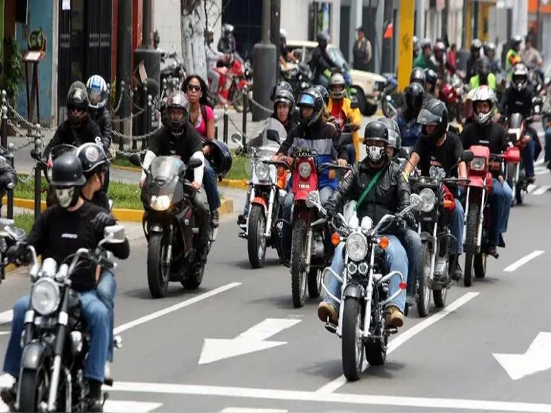 Asociación de Motociclistas rechaza propuesta de la Defensoría: "Cuando no tienen ideas contra la inseguridad, crean el facilismo"