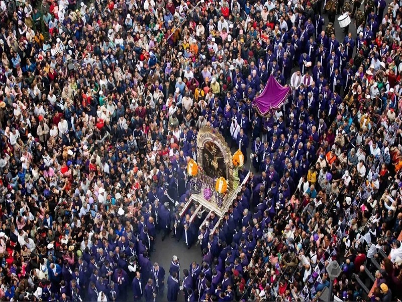 Levantarán simultáneamente en diferentes países las andas del Señor de los Milagros