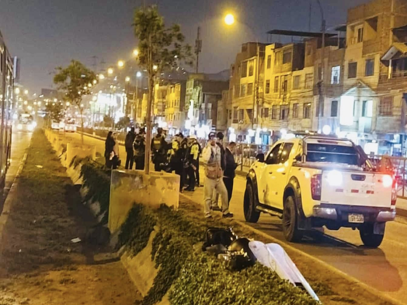 Reciclador muere tras ser atropellado por bus policial en la vía del Metropolitano