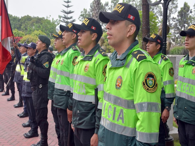 Gobierno pagará a policías que patrullen en sus días de franco o vacaciones