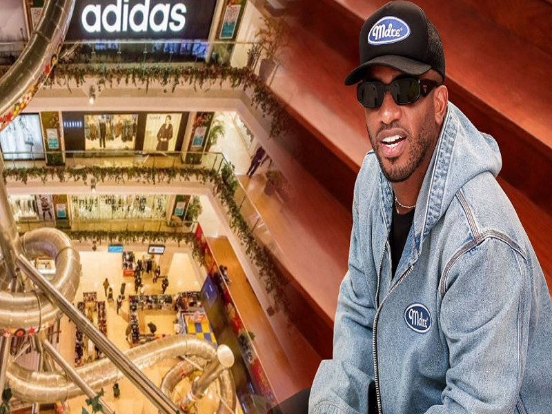 ¡GOLAZO DE FARFÁN! se inauguró el centro comercial KM40 de la "Foquita Farfán"